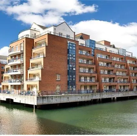 Accommodatie bij particulieren Custom House Harbour Apartments, Ifsc *